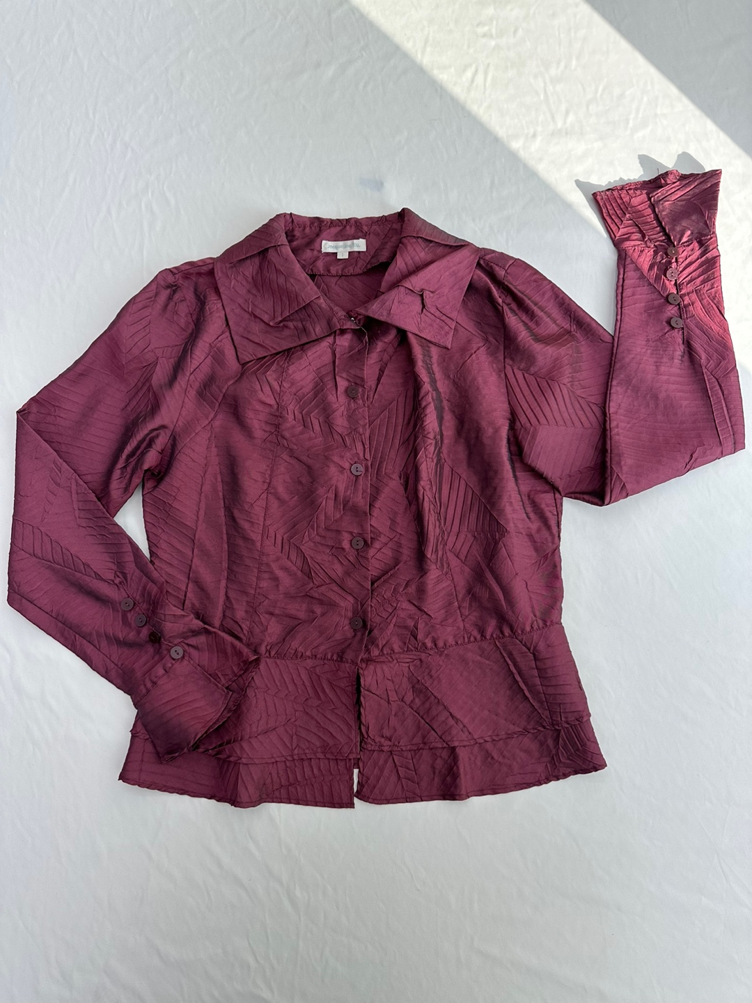 Wine Aurora Pleated Ruffle Peal Button Blouse [Made In France]