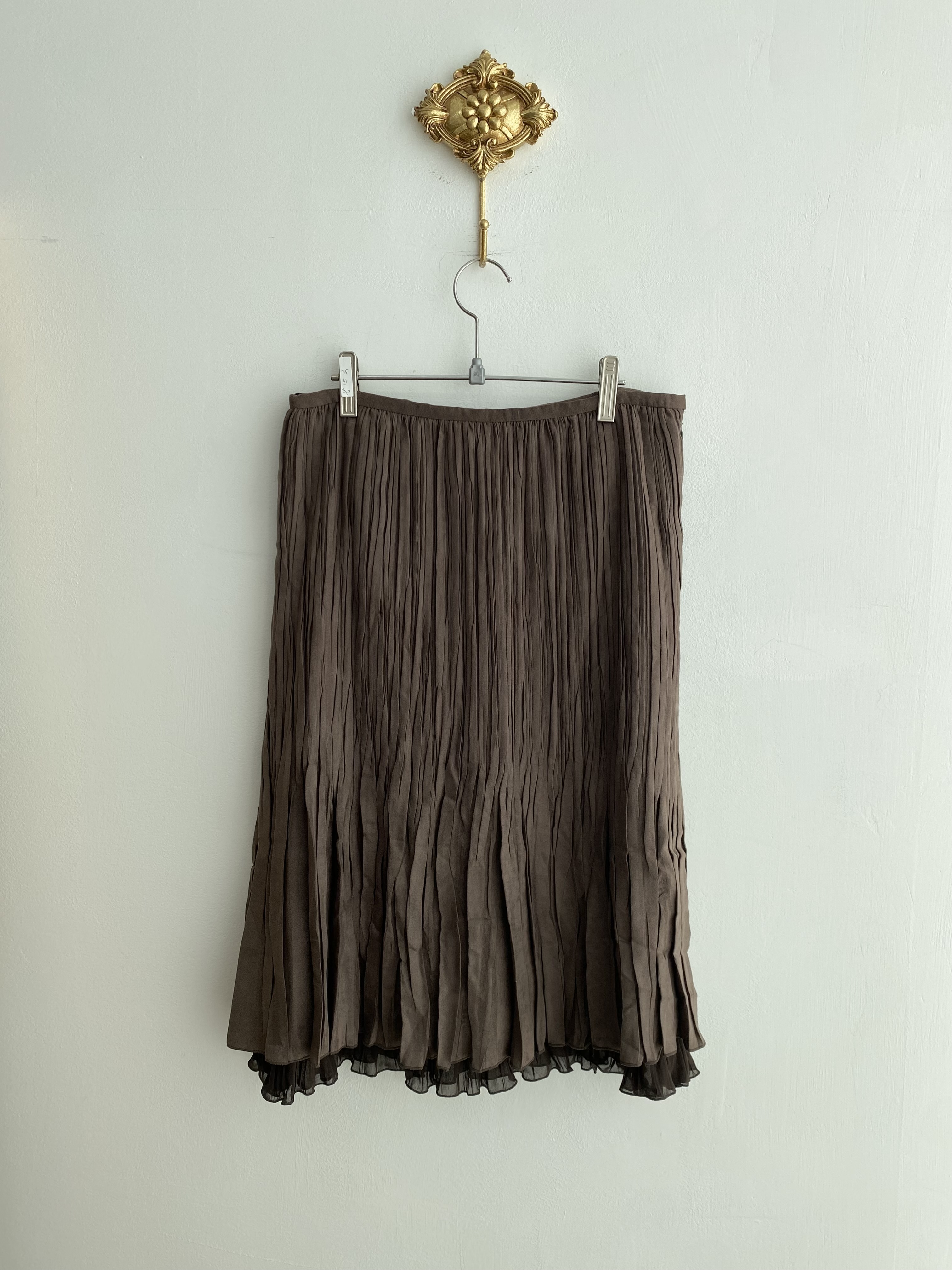 ROPÉ khaki brown warm poly pleated skirt